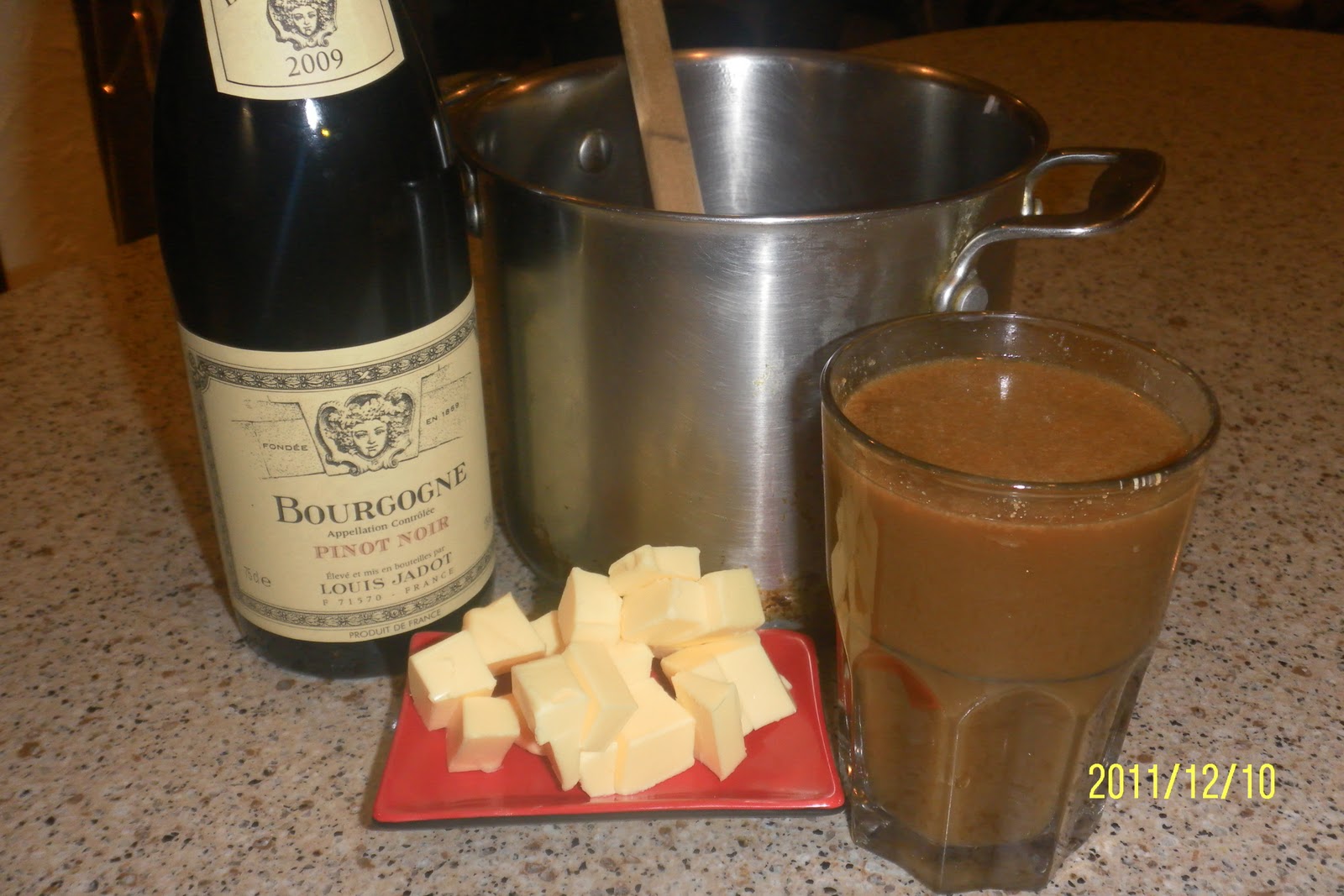 FLOWER POT KITCHEN RICH BURGUNDY RED WINE BORDELAISE SAUCE WITH FILLET