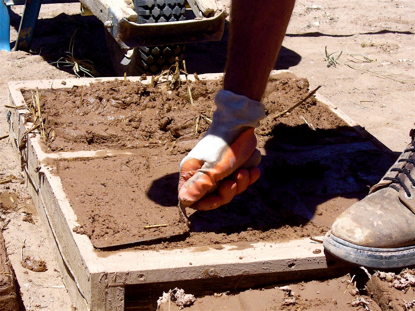 Alt. Build Blog Making Adobe Bricks