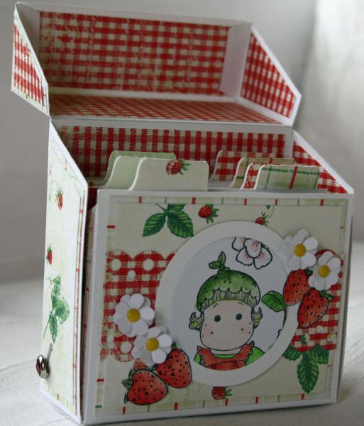 Gerdie's Huukske Receptenbox Magnolia Event /Recipe box Magnolia Event