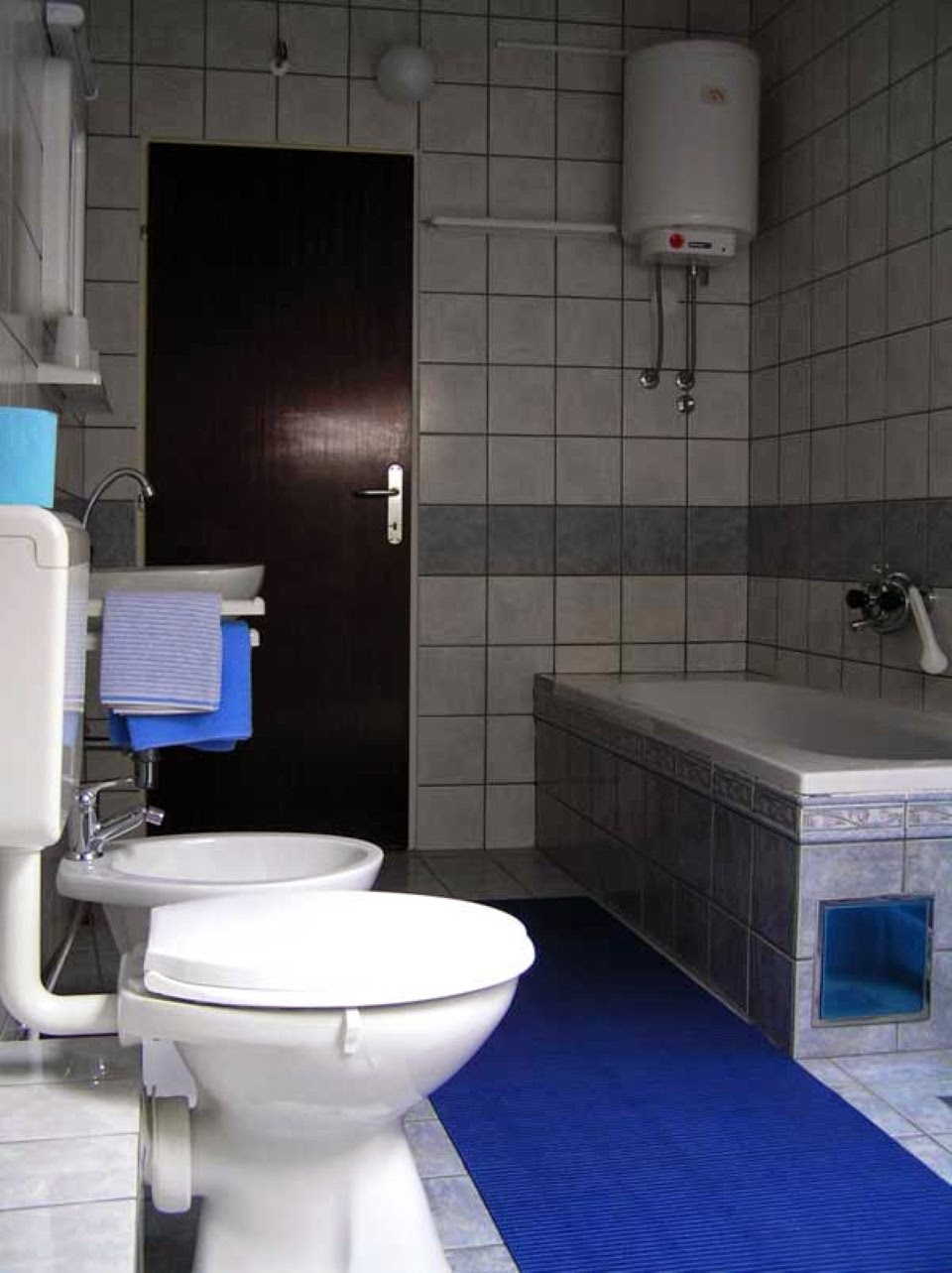 long blue carpet with white interior set in brown bathroom tile image plus decorative lacquered door