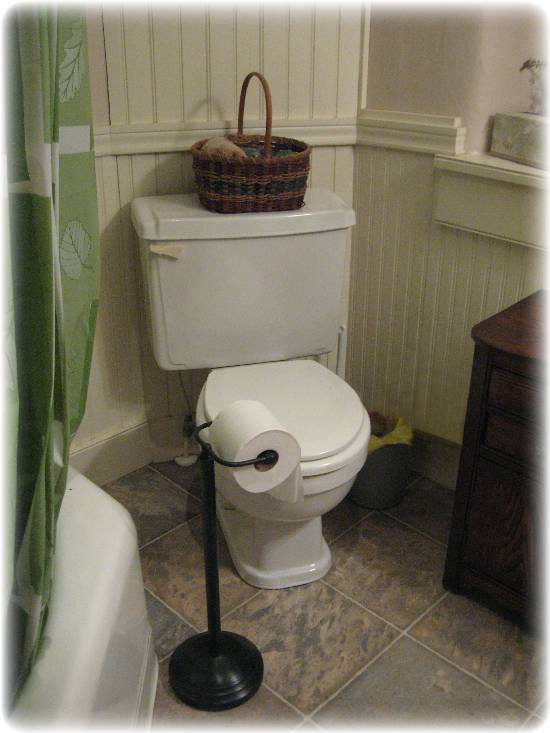 Pumpkin, Pie, Painter Chalk Paint in the Bathroom.