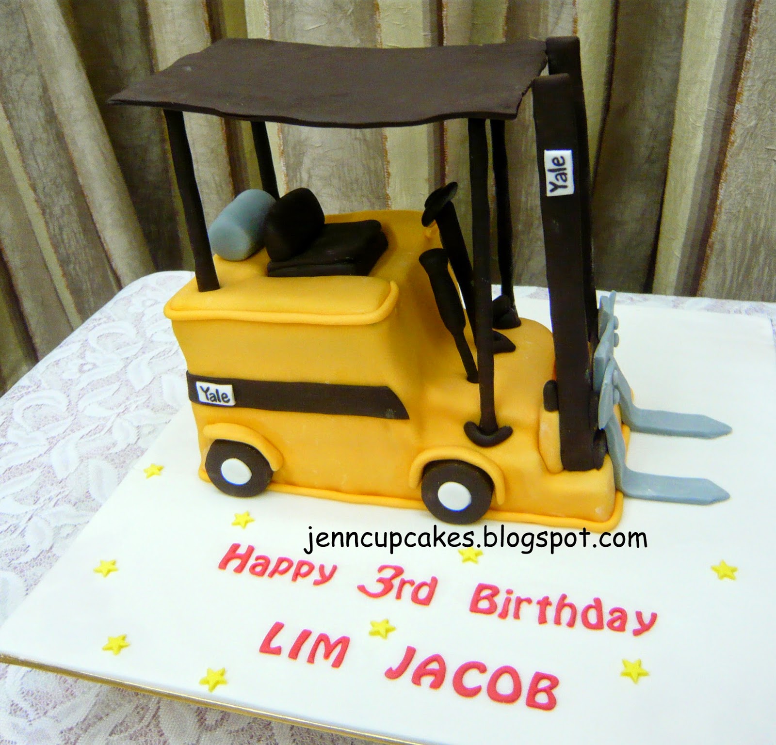 Jenn Cupcakes & Muffins ForkLift Cake
