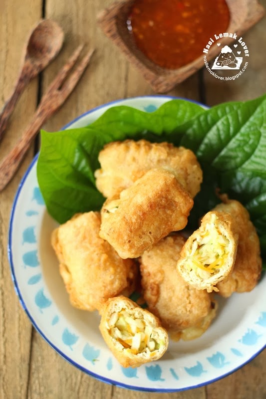 Nasi Lemak Lover Tafu Berontak (Deep fried Stuffed Tofu Puff with