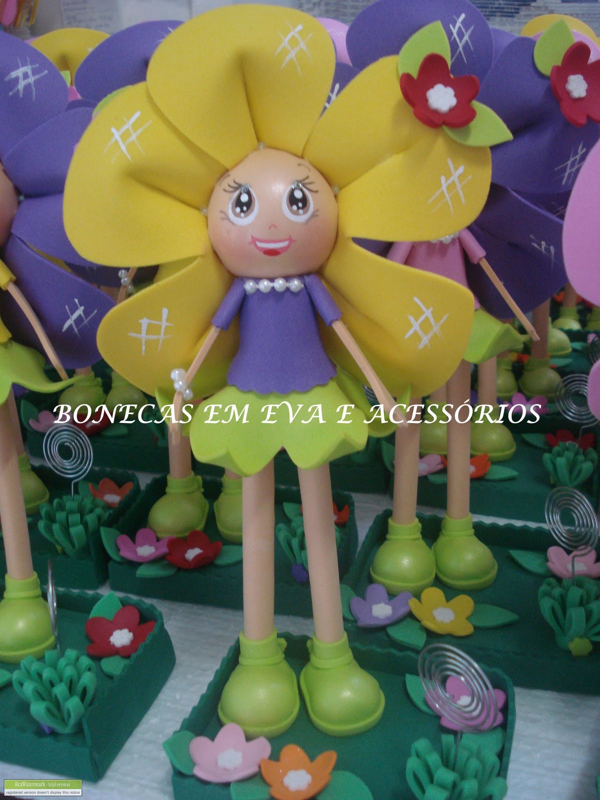 mini jardim acessorios:MINIONS 35 CM mini jardim acessorios:MINIONS 35 CM