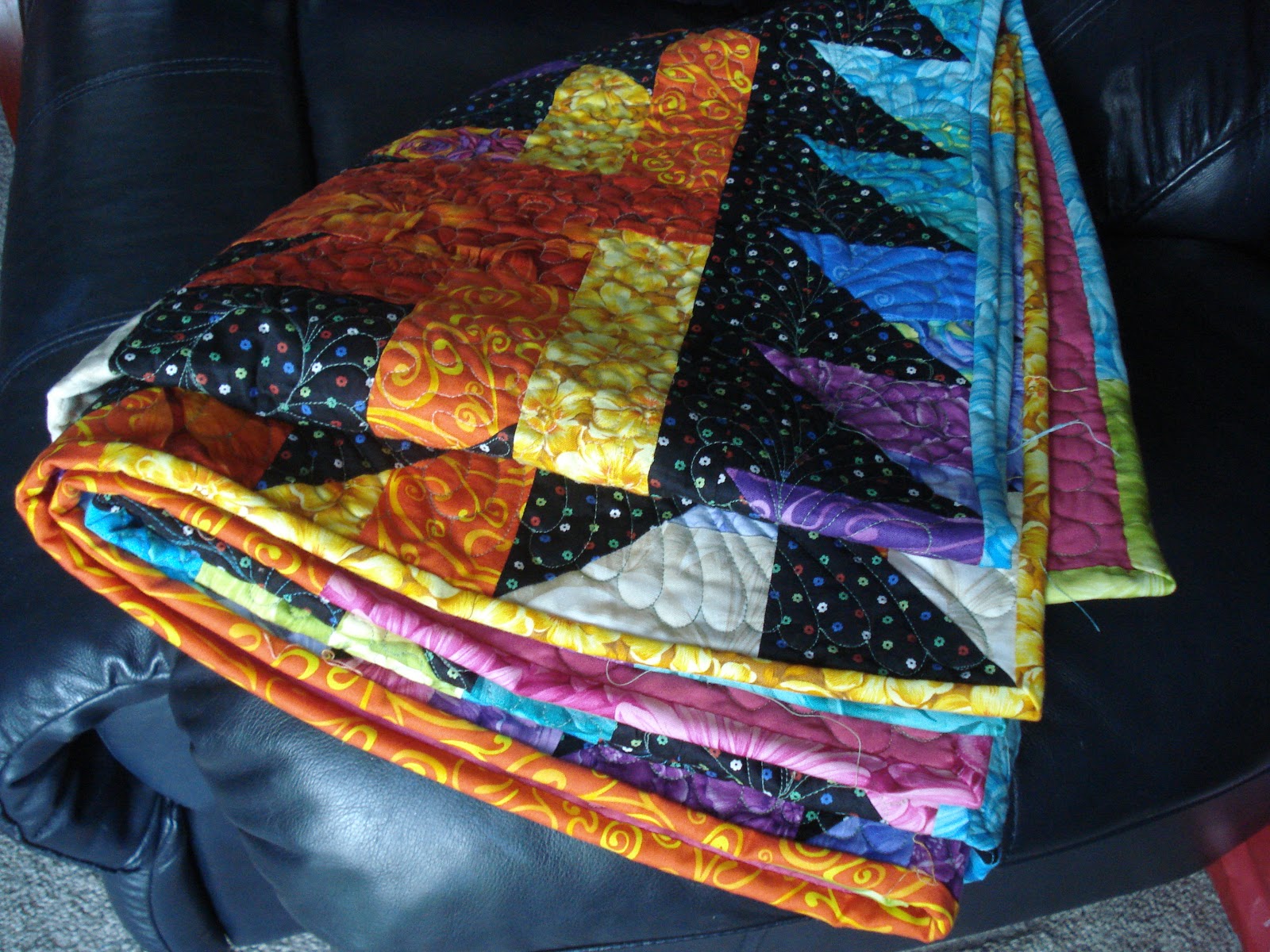 The Nifty Stitcher Pineapple Blossom Quilt