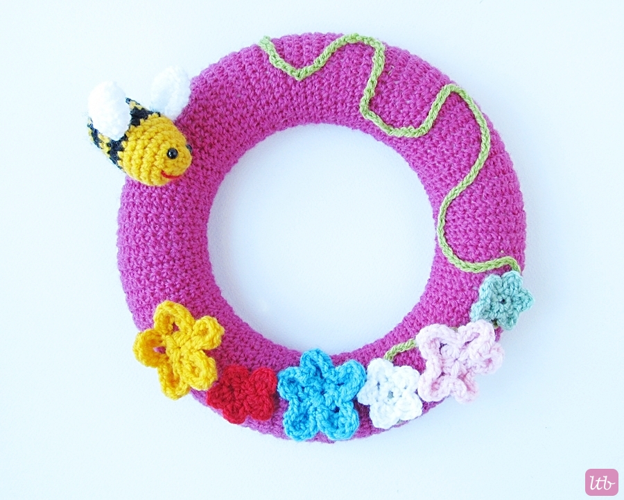 {Crochet Spring Wreath} - Little Things Blogged