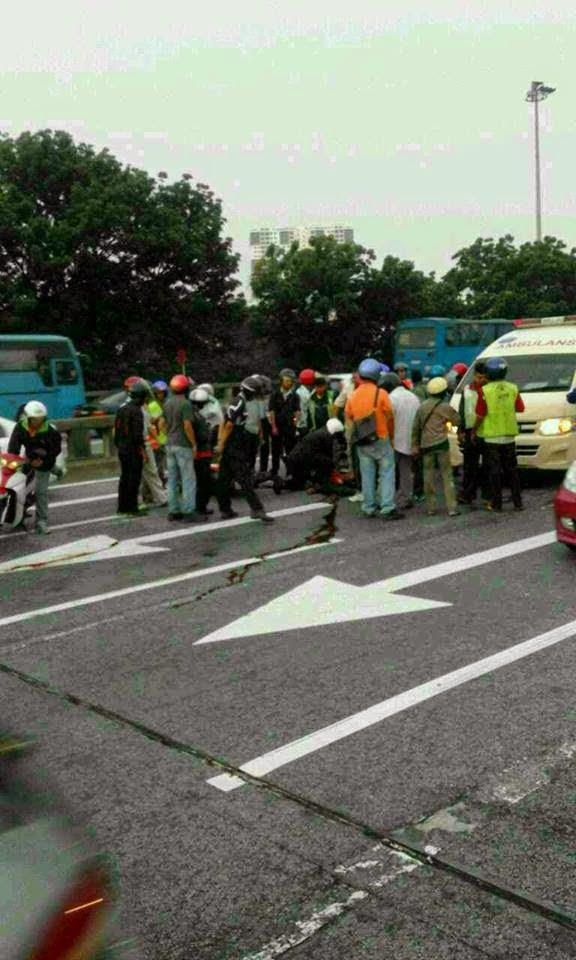 Kejadian Myvi Kelabu Langgar Lari Budak Sekolah di Seberang Jaya Kejadian Myvi Kelabu Langgar Lari Budak Sekolah di Seberang Jaya