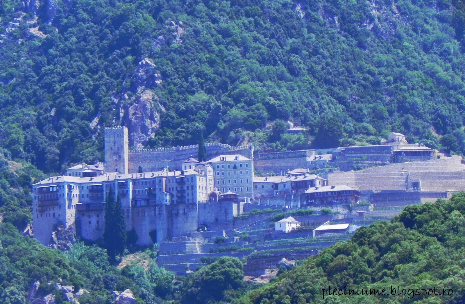 Manastirea Sfantul Paul din Athos Manastirea Sfantul Paul din Athos