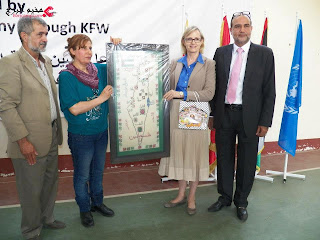 . Ellen “Mollie“ (Skinner) Holt; married Ray Allen; DC calls father Houston;  mortuary record calls him Hudson]. Charles was born and raised in the Lincoln,  Neb., area.. Survivors include two children, Charles V. Allen and his wife, Gerri  of Milford, Mich.. and ... Marilyn Sue Allen, 39, died Friday at the Finley House,  Ozark.