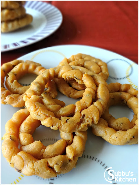 Pacharisi Kai Murukku (Raw Rice Chakli) Pacharisi Kai Murukku (Raw Rice Chakli)