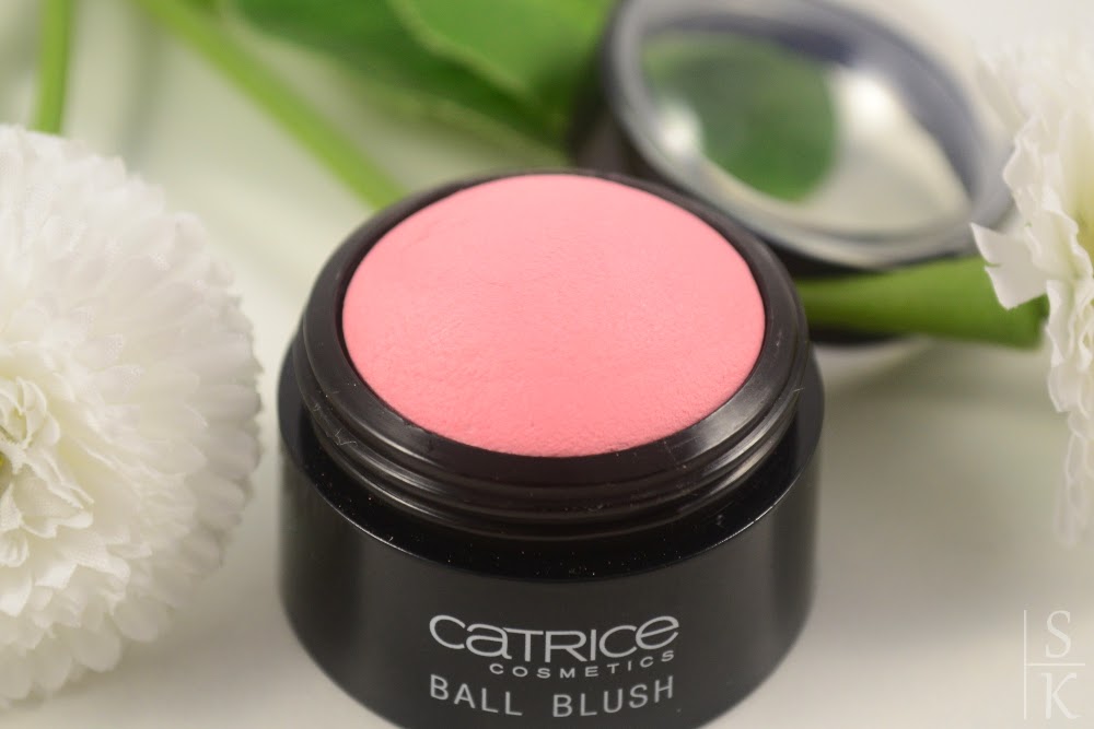 Catrice - Ball Blush "Droll like a Doll" aus der limitierten Doll’s Collection