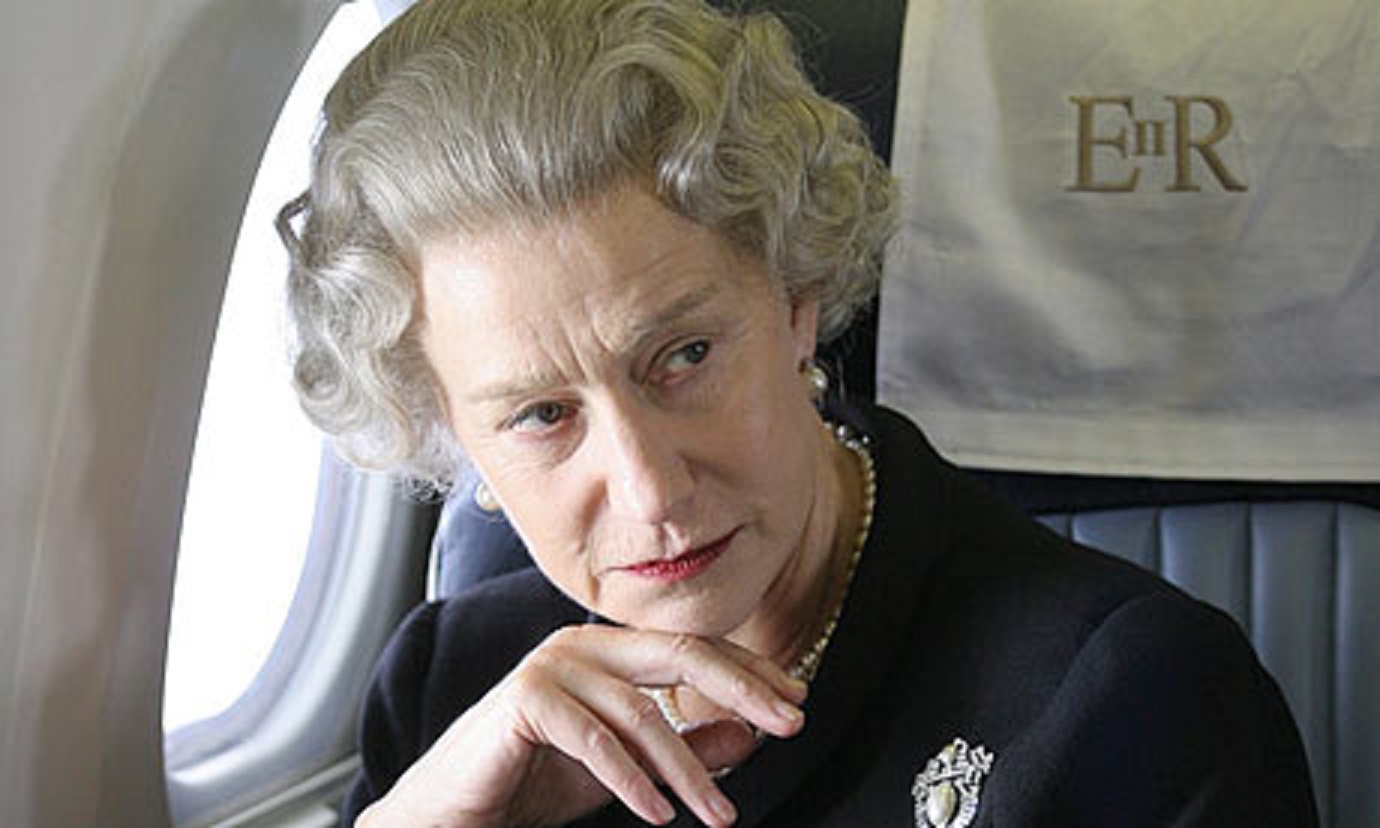 http://4.bp.blogspot.com/-ZQSzyojDDhY/TzSlAurXi7I/AAAAAAAAIjQ/mCV51EFVacM/s1600/Helen-Mirren-in-The-Queen-001.jpg