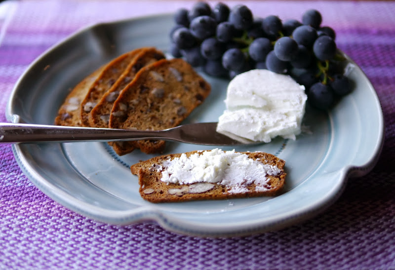 Homemade Artisan Crackers by Josée Bergeron