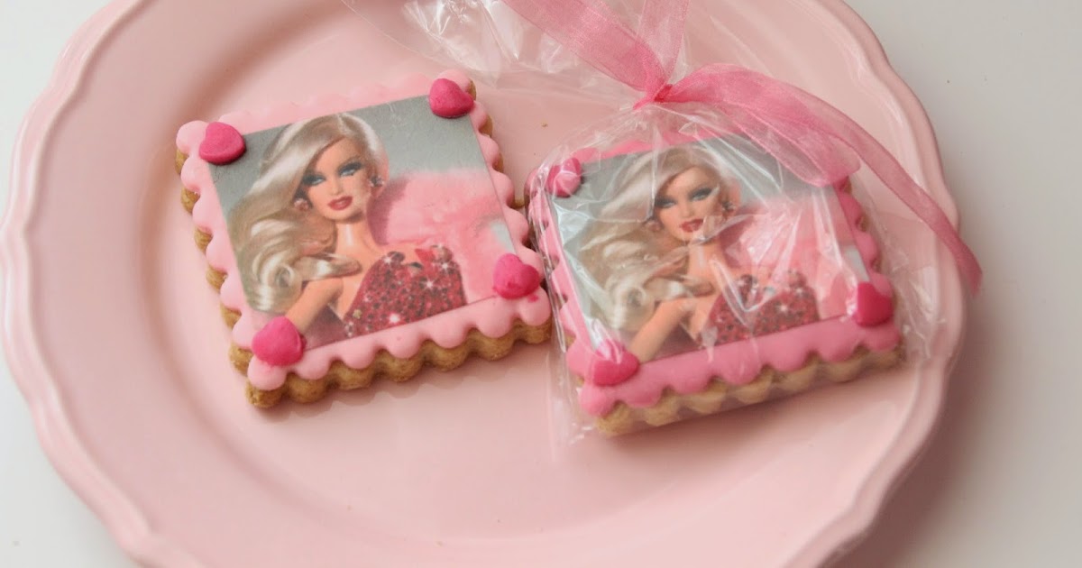 Hülyalı Tatlar Ev Yapımı Butik Pasta ve Kurabiye Barbie Bebekli