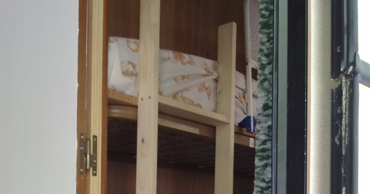 Marta Manitas: Escalera para la litera