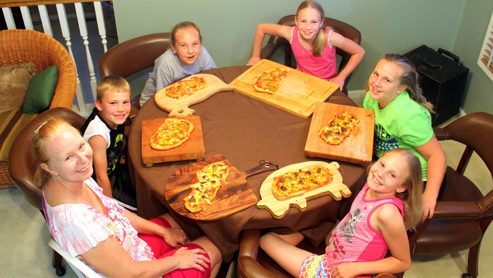 52 Ways to Cook Pizza Party Pizza... Kids Favorite... JUST CHEESE, Please