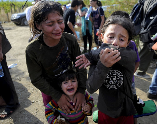 A agonia dos refugiados e imigrantes elfandarilha