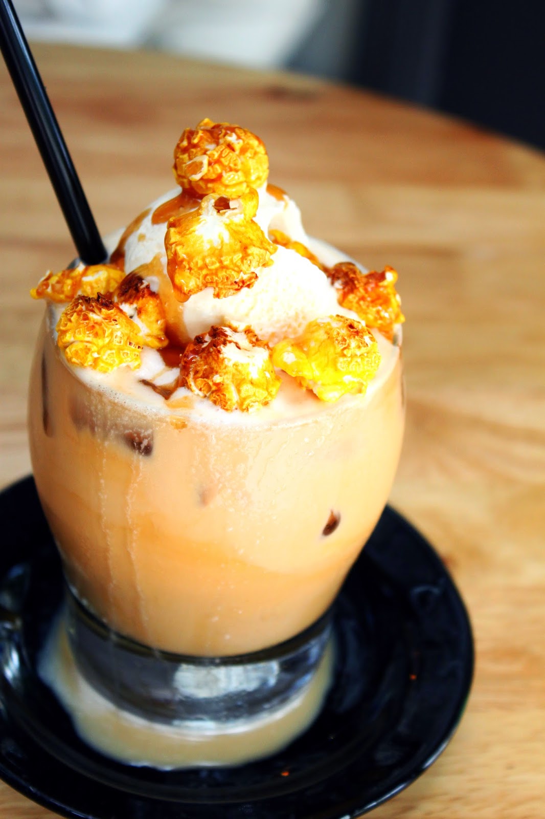 MT Latte Cafe Ara Damansara f i n d i n g // f a t s