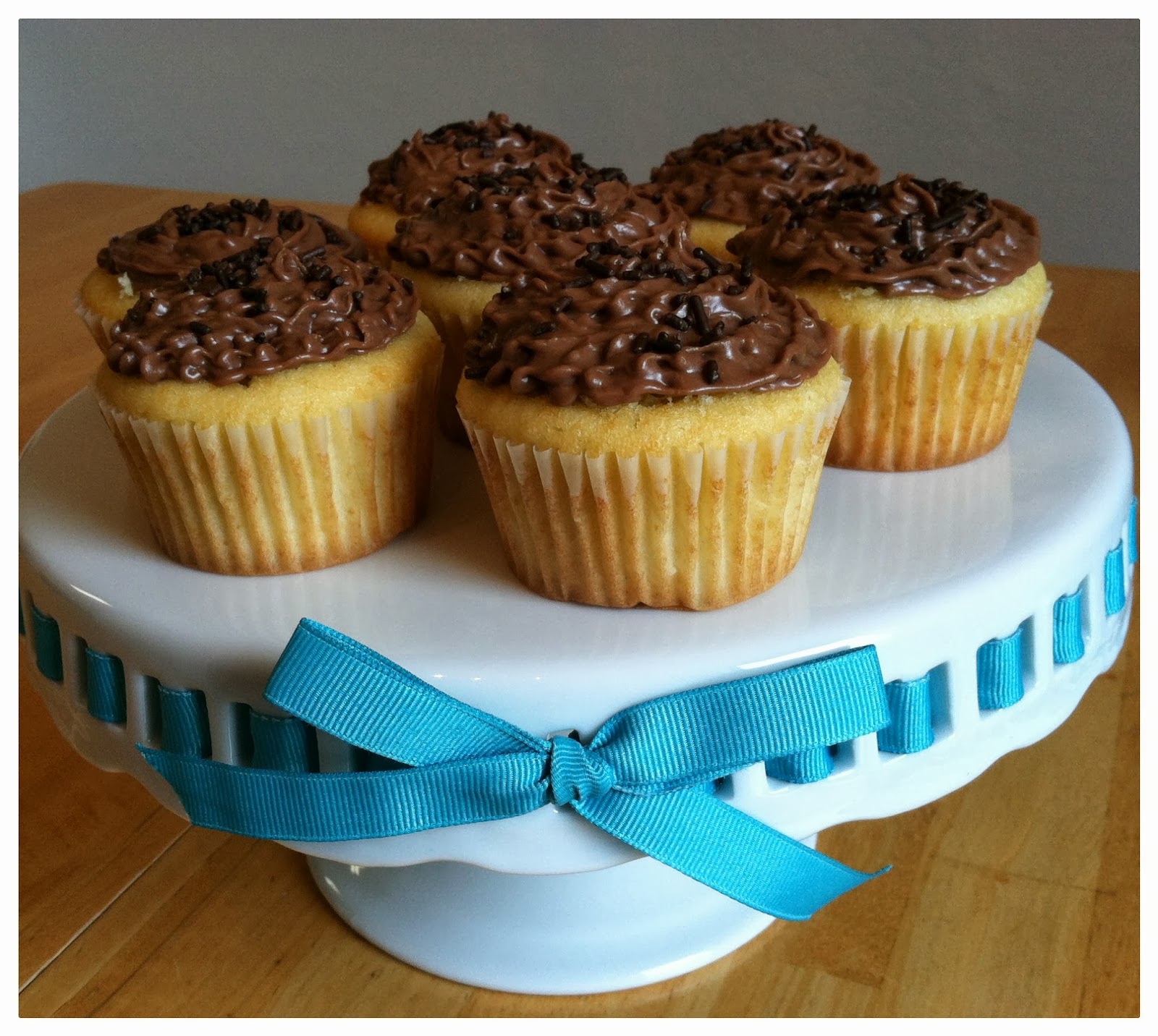 Courting Contentment Cake without a box... You can do that