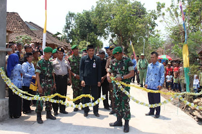 TMMD SENGKUYUNG TAHAP II DESA KEDEN KEC. KALIJAMBE RESMI DITUTUP