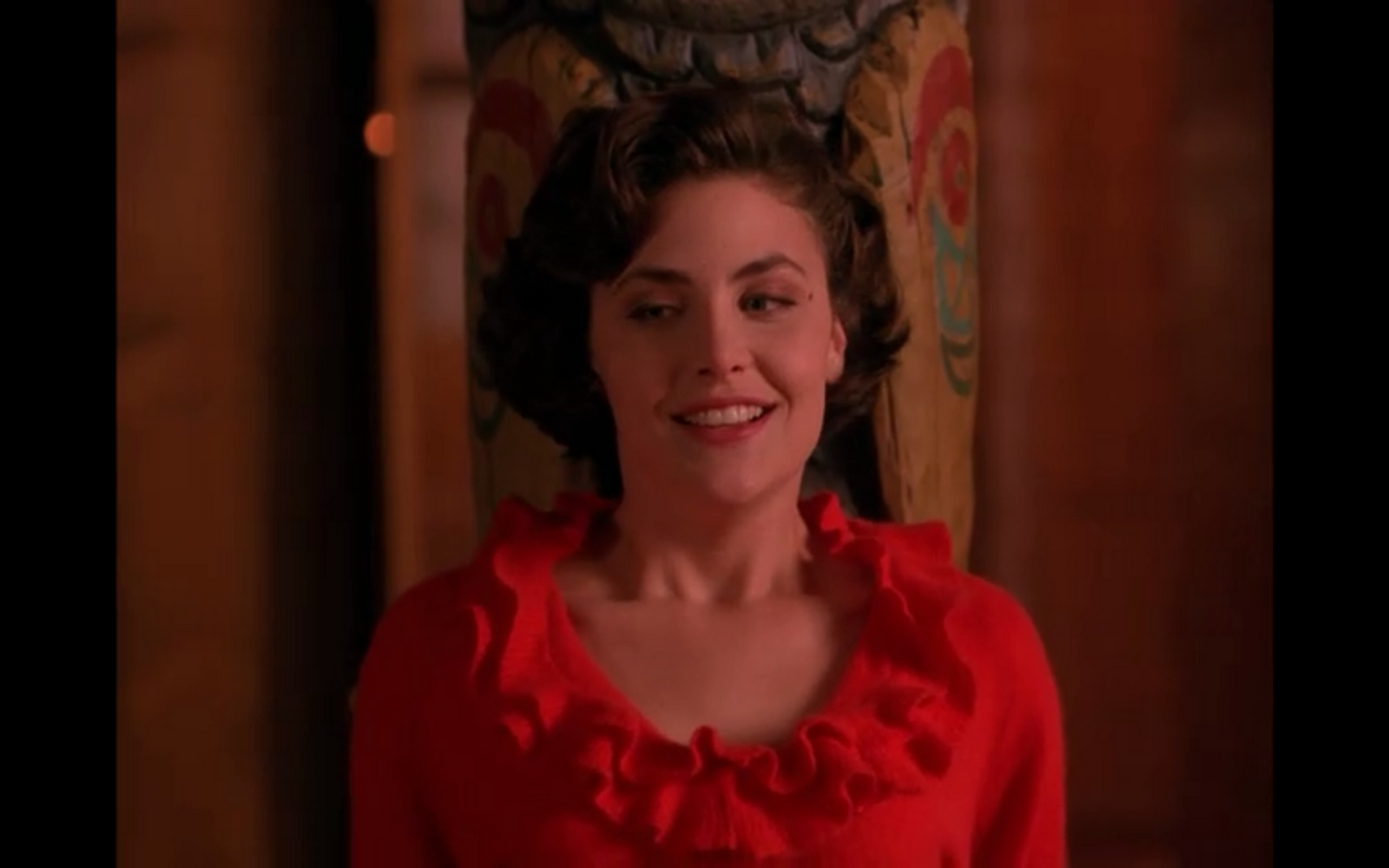 http://4.bp.blogspot.com/-ZU0cpUCnSb4/Top5HtQP8PI/AAAAAAAABcU/aTzSmy58bR0/s1600/Twin-Peaks-Audrey-Horne-Sherilyn-Fenn.png