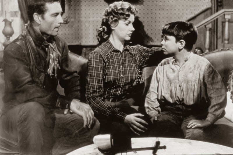 Montgomery and the cast,