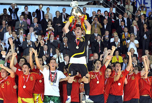 EUROCOPA 2012: UCRANIA Y POLONIA (Biba España¡¡) - Página 3 Espa%C3%B1a+campeona+eurocopa+2008