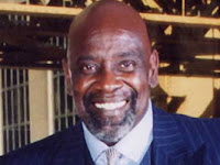 Biografi Chris Gardner - Dari Gelandangan Menjadi Milyarder Biografi Chris Gardner - Dari Gelandangan Menjadi Milyarder