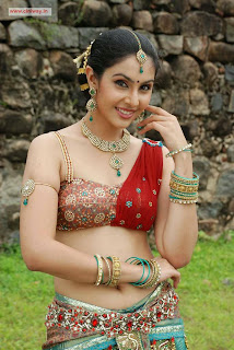 Actress-Divya-in-Rajakota-Rahasyam Actress-Divya-in-Rajakota-Rahasyam