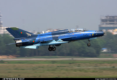 صور من جميع انحاء العالم للقوات الجوية مجهولة بعض الشئ  FT-7B+Airguard++F945++++Dhaka++++13-3-11