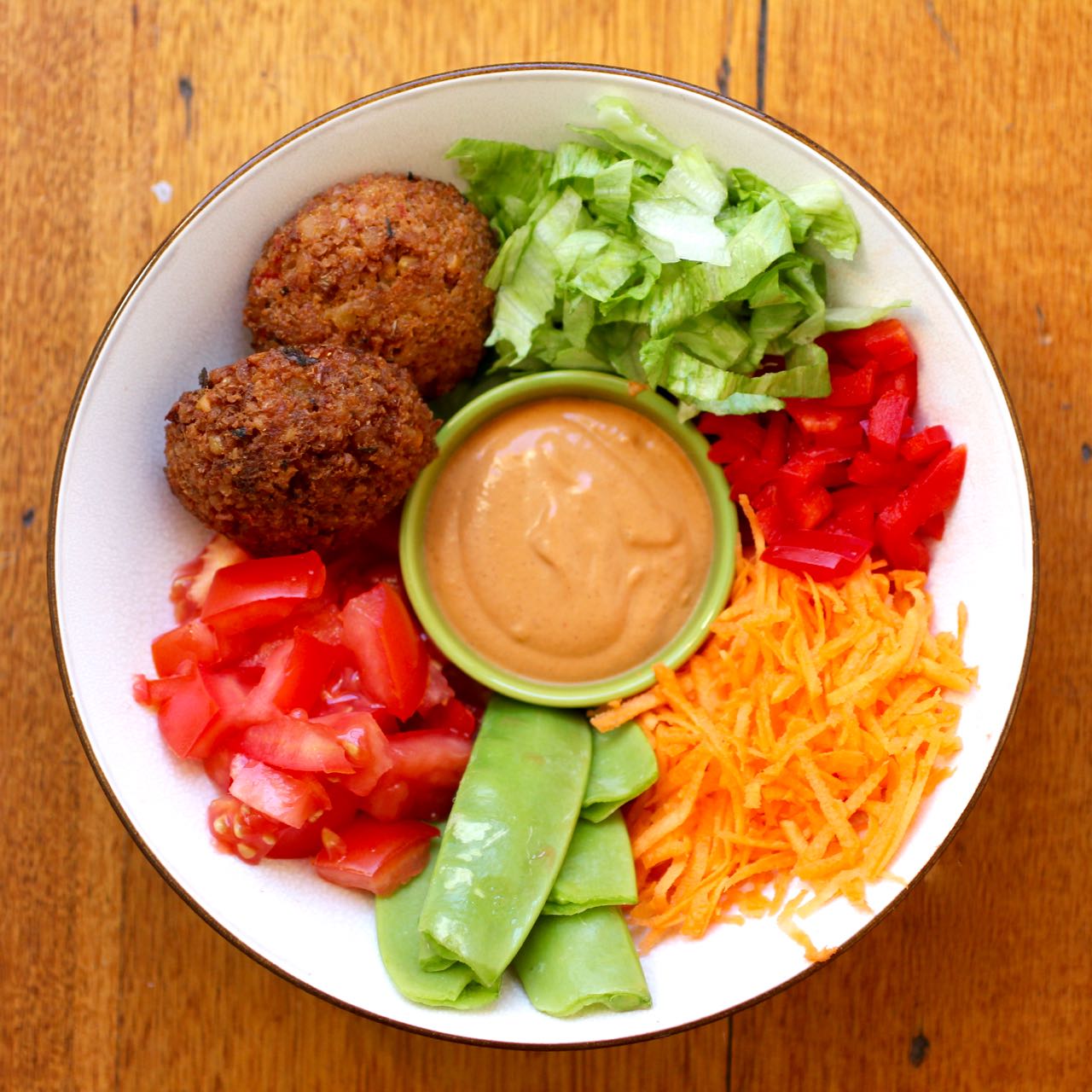 Green Gourmet Giraffe Creamy red pepper dressing for bowl food