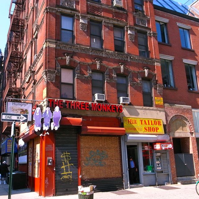 NOBODY BEATS THE...??? Paul's Boutique