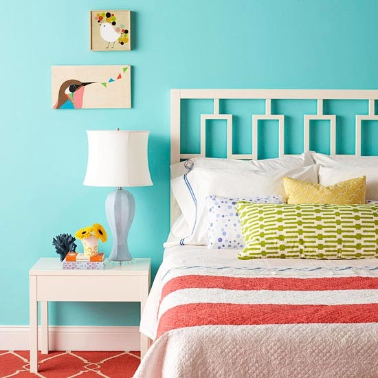 Ideas for Bedrooms: Bedroom in Red and Turquoise
