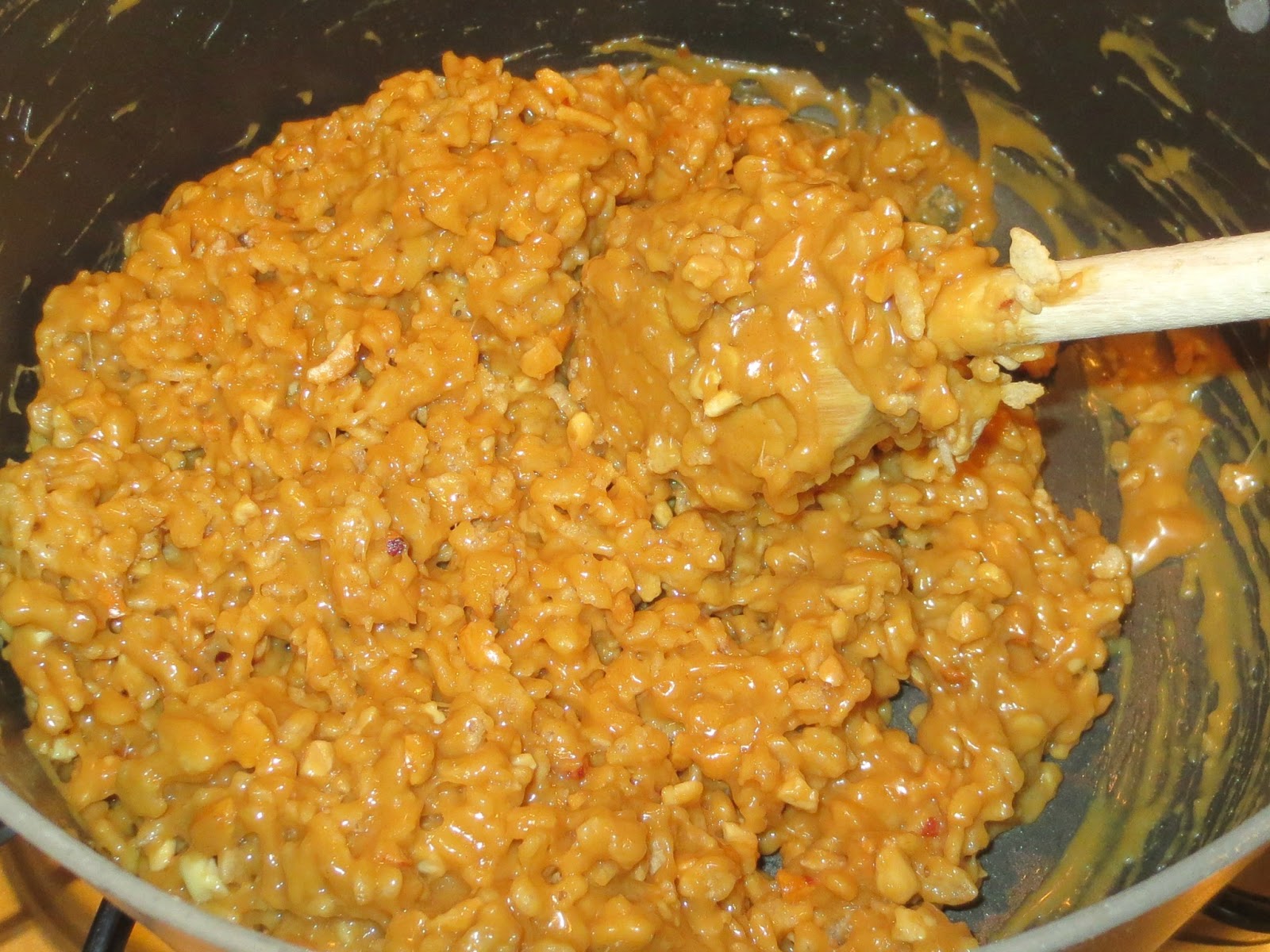 Kaitlin in the Kitchen Trisha Yearwood's "Miss Mickey's" Peanut Butter