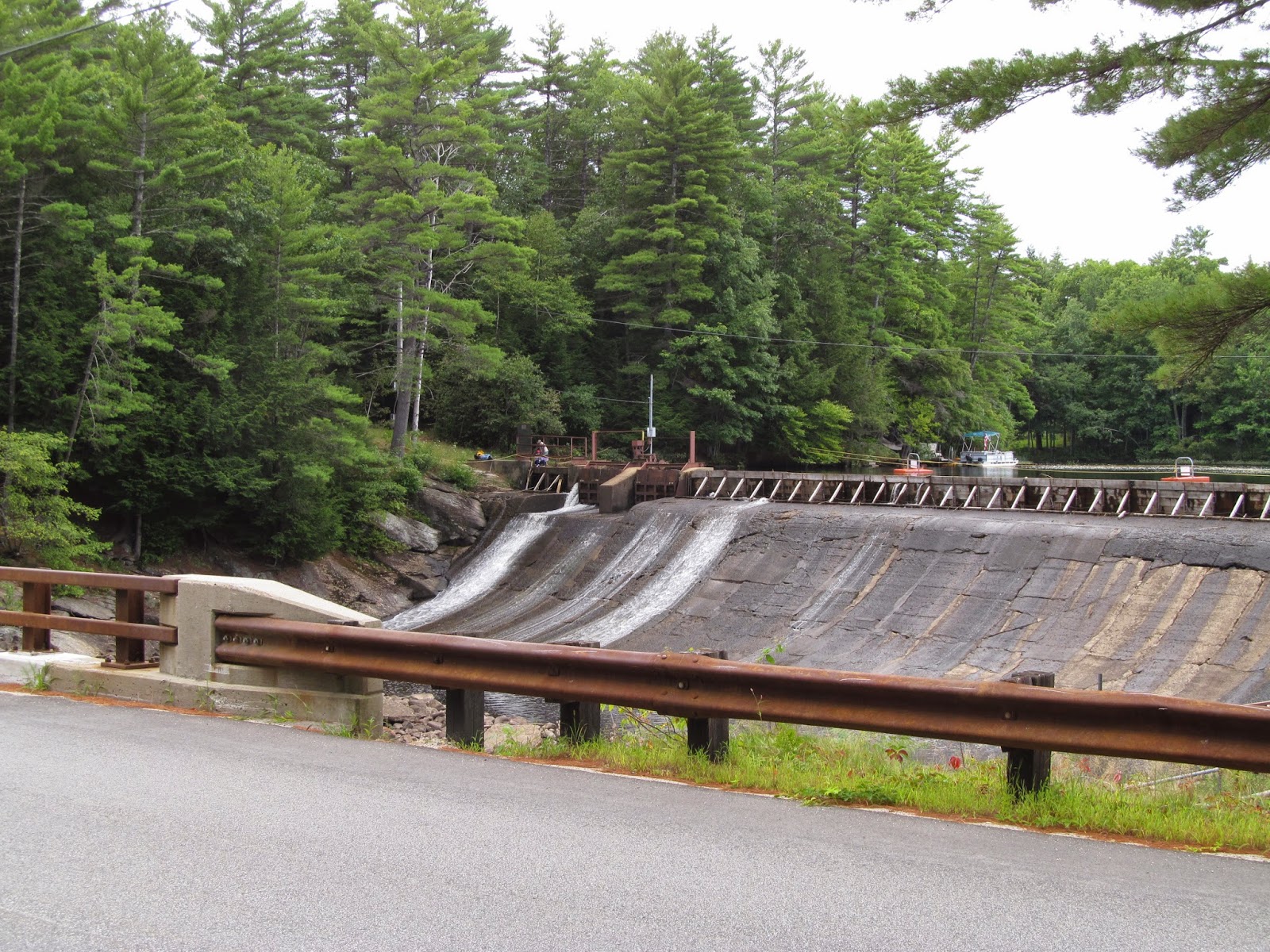 Recreational Kayaking in Maine Lake Arrowhead Limerick/Waterboro, ME