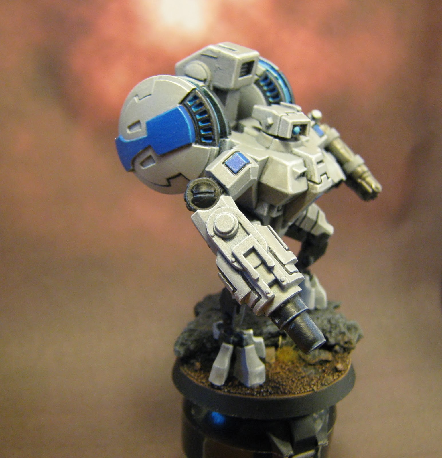 HardEdge Painting Tau XV8 crisis suit conversion
