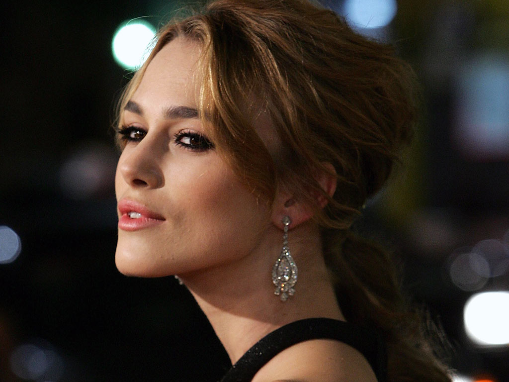 http://4.bp.blogspot.com/-Z_hBVo7nWto/T3BvBMtxKWI/AAAAAAAABn0/JTBpAot3Ae0/s1600/keira-knightley-0640.jpg