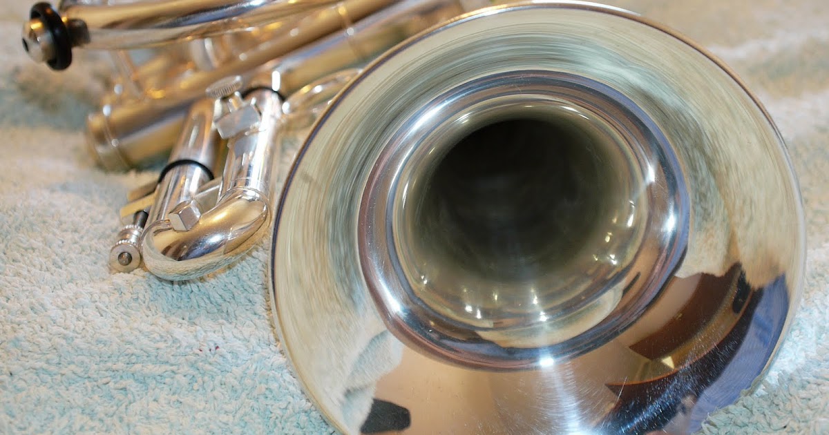 Ecalpemos What is the difference between a trumpet and a