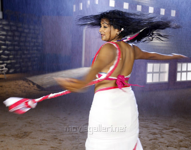 Priyamani Tikka Movie Hot Photos