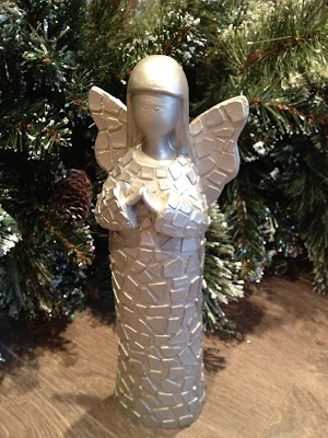 Using Paint to Make Holiday Decorations Come Together | ZenShmen | zenshmen.blogspot.ca Using Paint to Make Holiday Decorations Come Together | ZenShmen | zenshmen.blogspot.ca