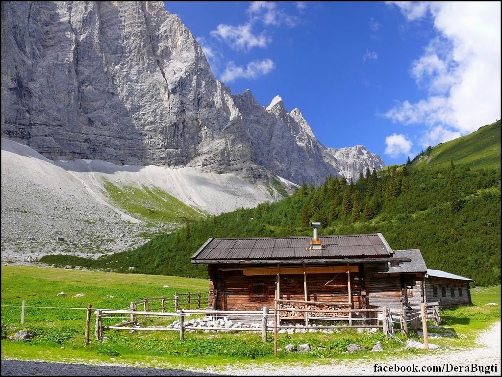 http://4.bp.blogspot.com/-ZcTPYm8joJ0/T-imUtnICsI/AAAAAAAAAP8/YJV2kmGy_bM/s1600/Vomp,+Tyrol,+Austria+(2).jpg