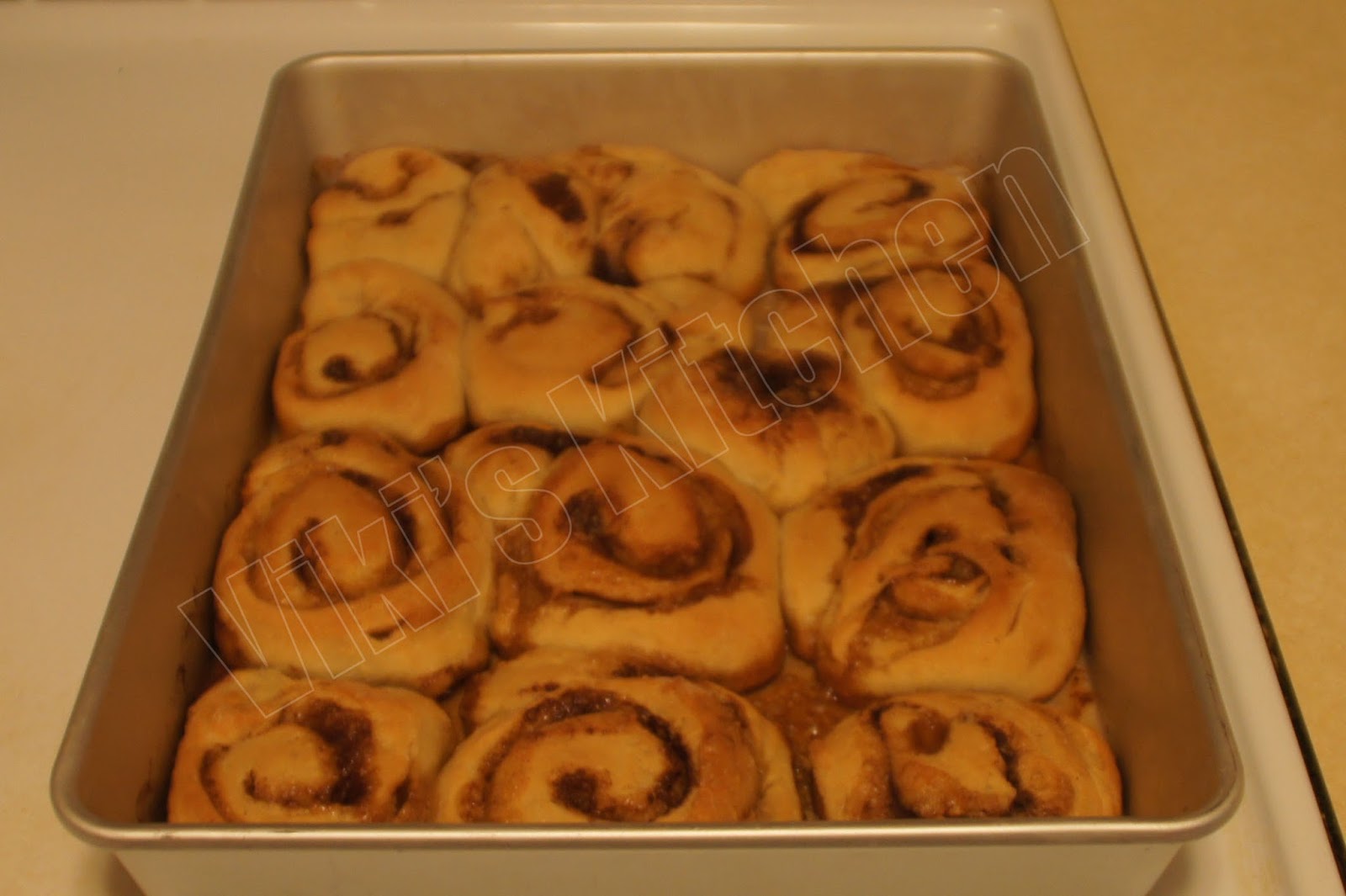 Viki 's Kitchen Orange cinnamon rolls