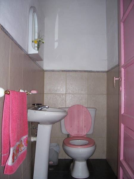 AZUL & BLUE: Baños o algo parecido