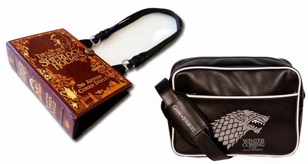 Bolsos en el post de los 10 regalos frikis que encantarán a los amantes de la literatura 