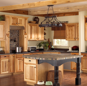 Colorado Hills: Hickory cabinets like our choosen style