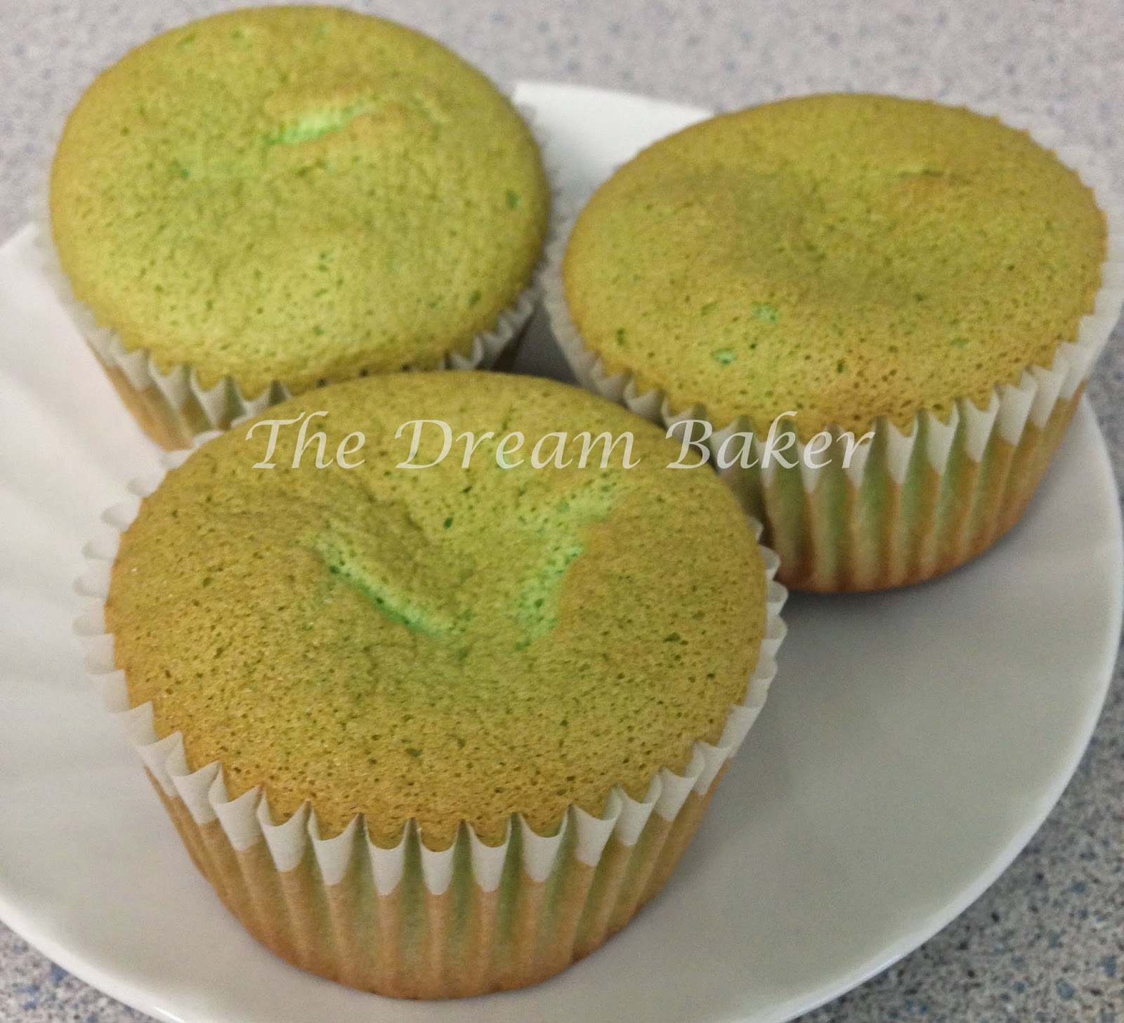 The Dream Baker&hellip; Pandan Chiffon Cupcakes
