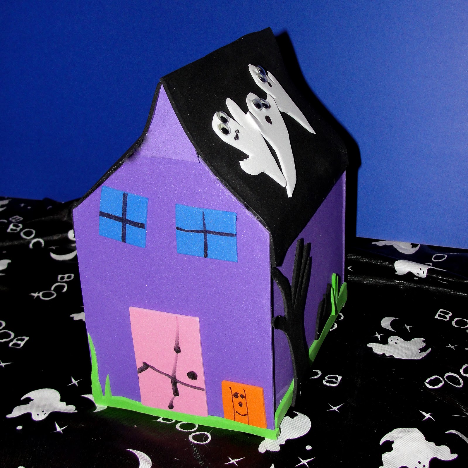 DIY for Mommies Foam Haunted House