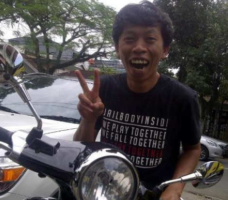 Ucup Palentin-pemeran Ubet, si tukang copet Ucup Palentin-pemeran Ubet, si tukang copet