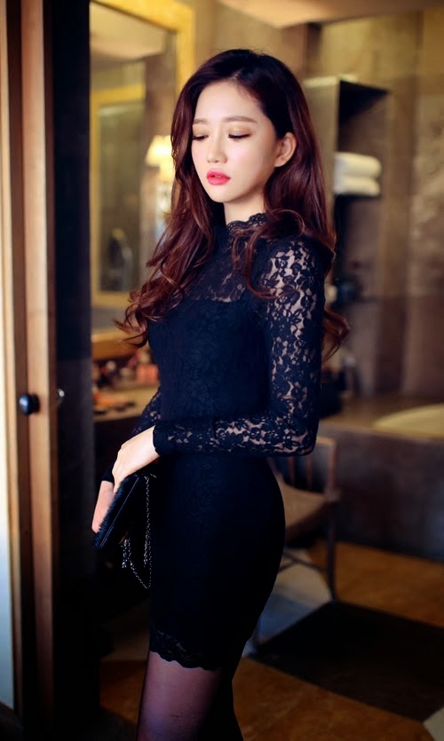 Lace Dress With An Open Back Cut Lace Dress With An Open Back Cut