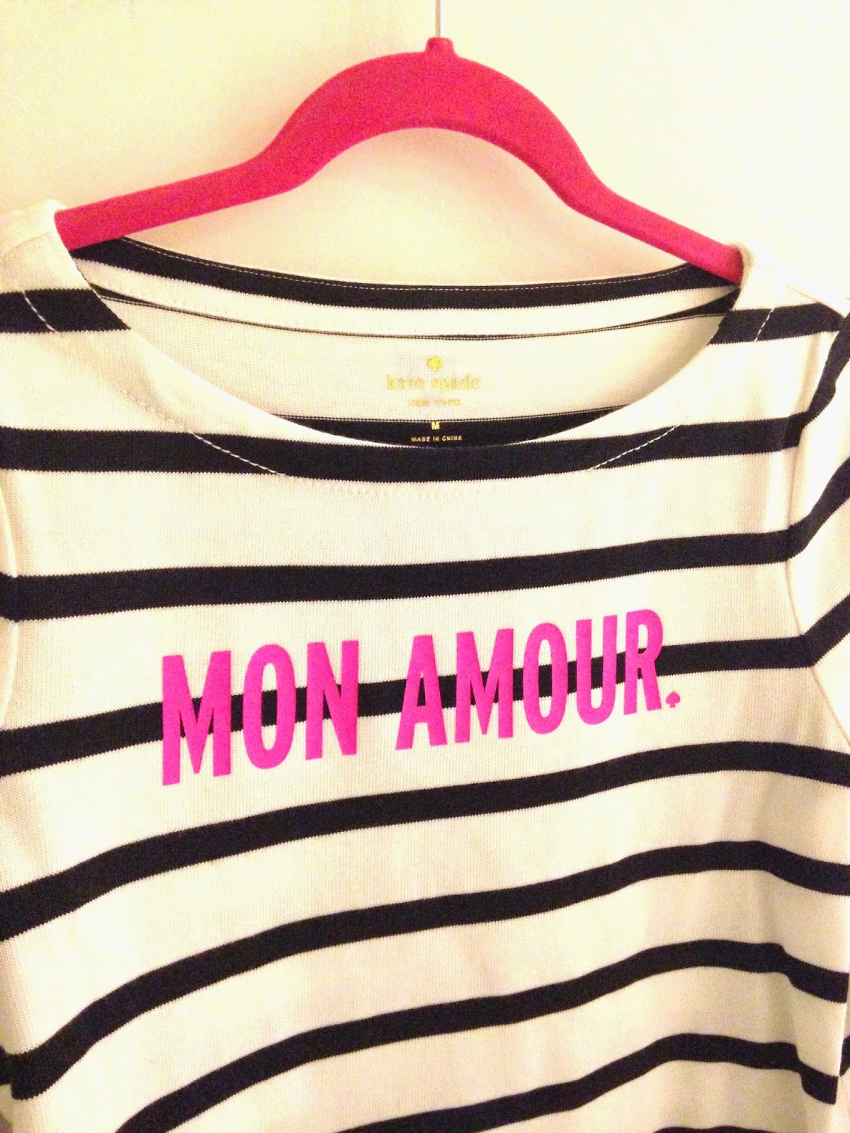 What stores sell kate spade purses poreast